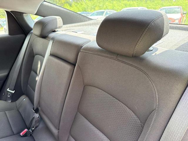 Photo of 2023 Mineral Gray Metallic Chevrolet Malibu