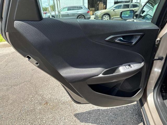 Photo of 2023 Mineral Gray Metallic Chevrolet Malibu