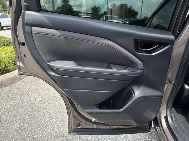 Photo of 2025 Brilliant Bronze Metallic Subaru Forester