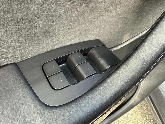 Photo of 2022 Midnight Silver Metallic Tesla Model Y