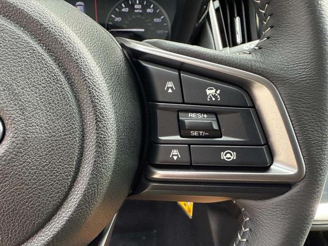 Photo of 2025 Ice Silver Metallic Subaru Legacy