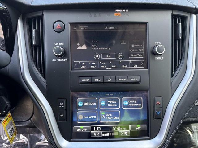 Photo of 2025 Ice Silver Metallic Subaru Outback