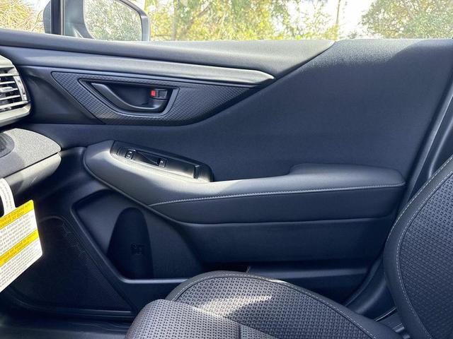 Photo of 2025 Ice Silver Metallic Subaru Outback