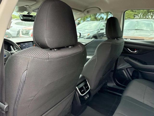 Photo of 2022 Ice Silver Metallic Subaru Legacy