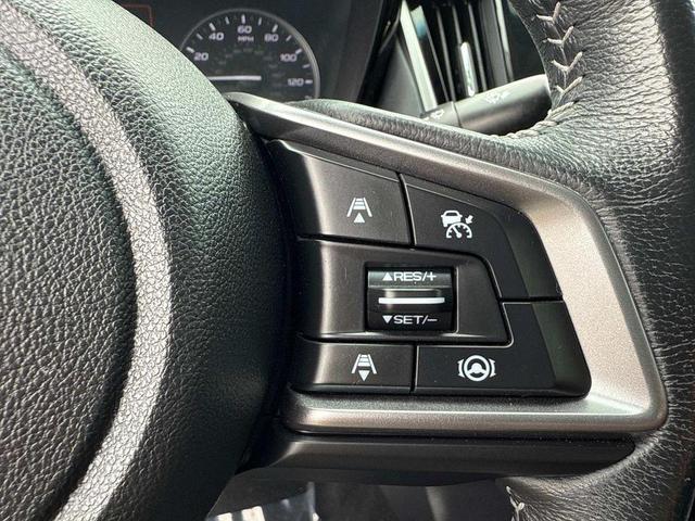 Photo of 2022 Ice Silver Metallic Subaru Legacy