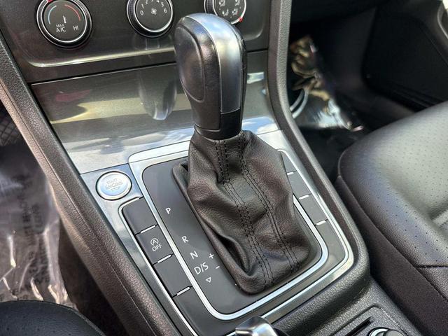 Photo of 2020 Tungsten Silver Metallic Volkswagen Golf