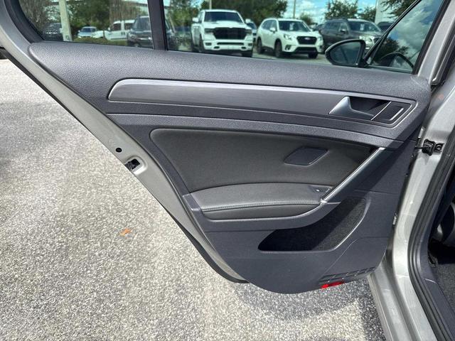 Photo of 2020 Tungsten Silver Metallic Volkswagen Golf