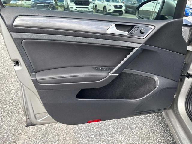 Photo of 2020 Tungsten Silver Metallic Volkswagen Golf