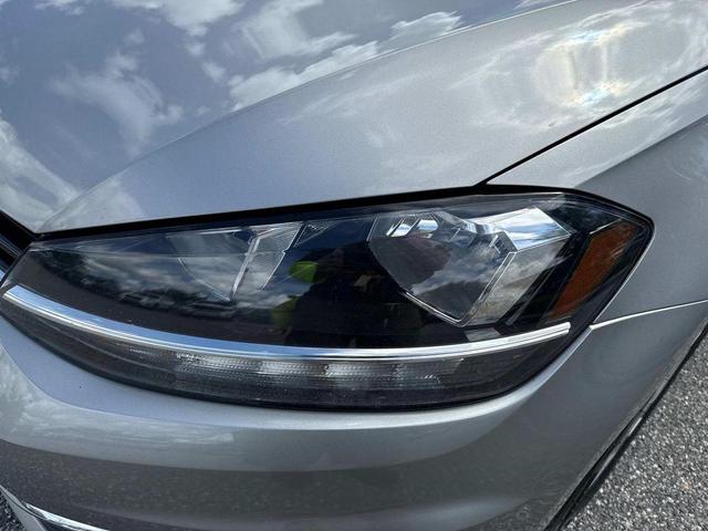 Photo of 2020 Tungsten Silver Metallic Volkswagen Golf