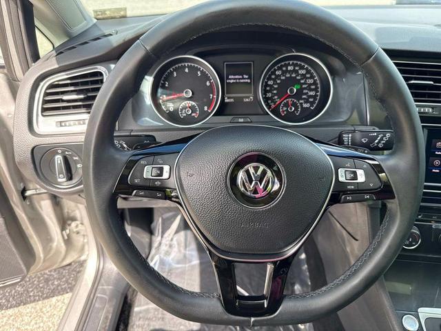 Photo of 2020 Tungsten Silver Metallic Volkswagen Golf