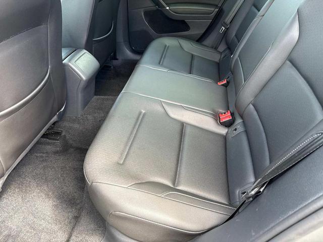 Photo of 2020 Tungsten Silver Metallic Volkswagen Golf
