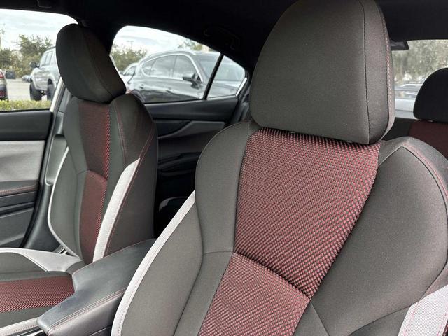 Photo of 2023 Crystal White Pearl Subaru Impreza