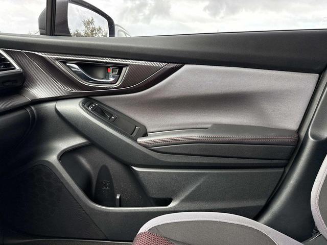Photo of 2023 Crystal White Pearl Subaru Impreza