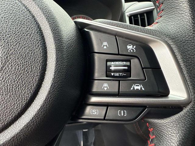 Photo of 2023 Crystal White Pearl Subaru Impreza