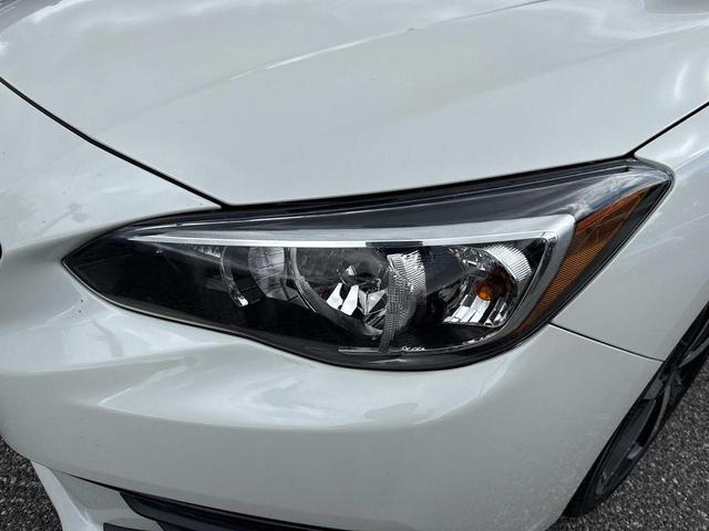 Photo of 2023 Crystal White Pearl Subaru Impreza