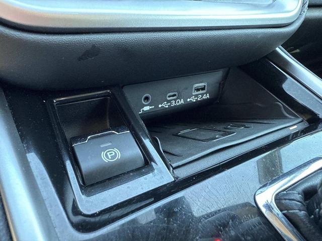 Photo of 2023 Cosmic Blue Pearl Subaru Legacy