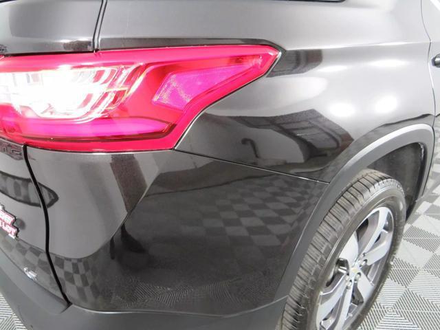 Photo of 2021 Mosaic Black Metallic Chevrolet Traverse