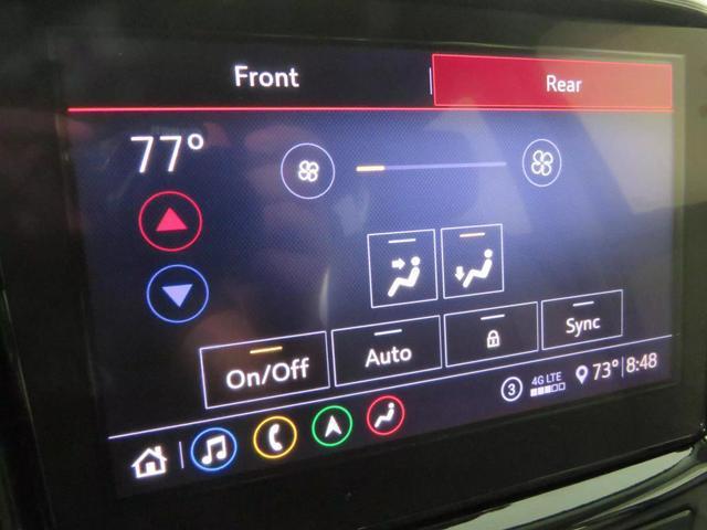 Photo of 2021 Mosaic Black Metallic Chevrolet Traverse