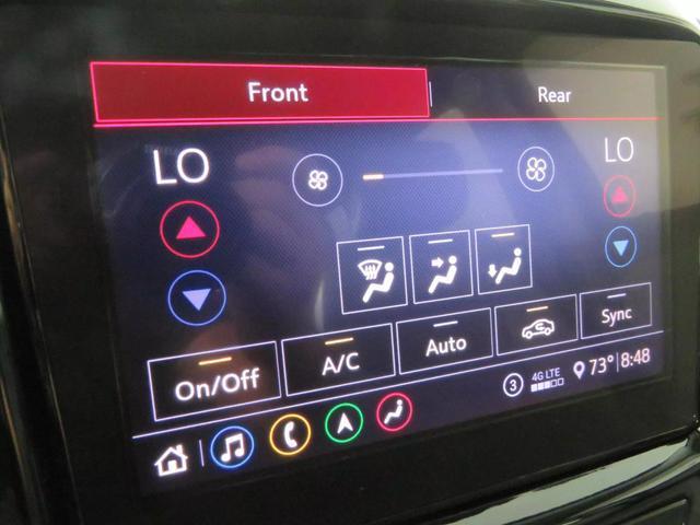 Photo of 2021 Mosaic Black Metallic Chevrolet Traverse