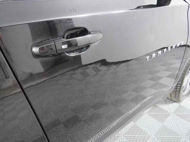 Photo of 2021 Mosaic Black Metallic Chevrolet Traverse