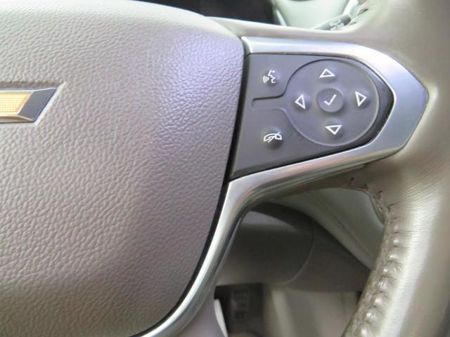 Photo of 2021 Mosaic Black Metallic Chevrolet Traverse