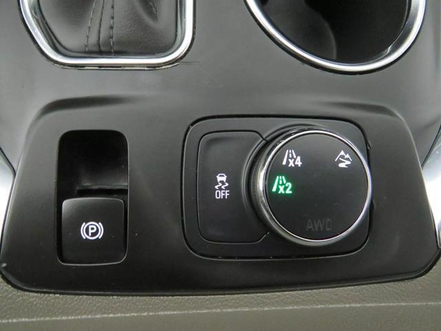 Photo of 2021 Mosaic Black Metallic Chevrolet Traverse