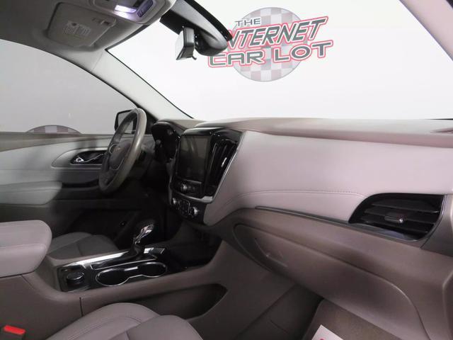 Photo of 2021 Mosaic Black Metallic Chevrolet Traverse