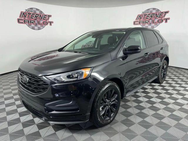 Photo of 2024 Agate Black Metallic Ford Edge