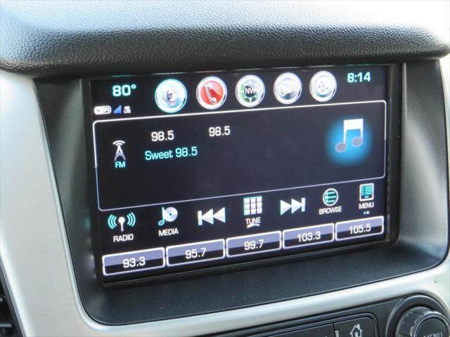 Photo of 2019 White GMC Yukon XL