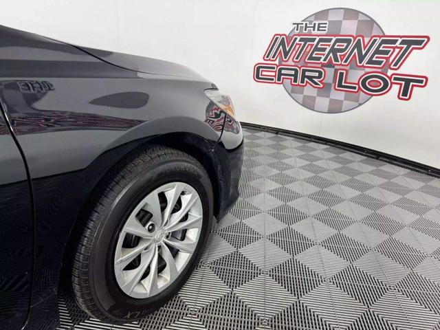 Photo of 2015 Attitude Black Toyota Camry