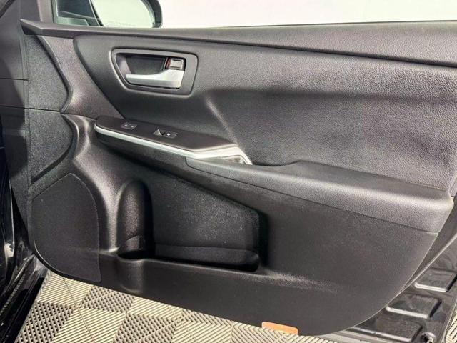 Photo of 2015 Attitude Black Toyota Camry