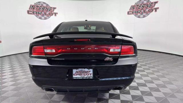 Photo of 2014 Black Dodge Charger