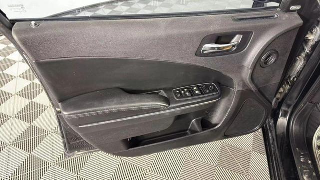 Photo of 2014 Black Dodge Charger