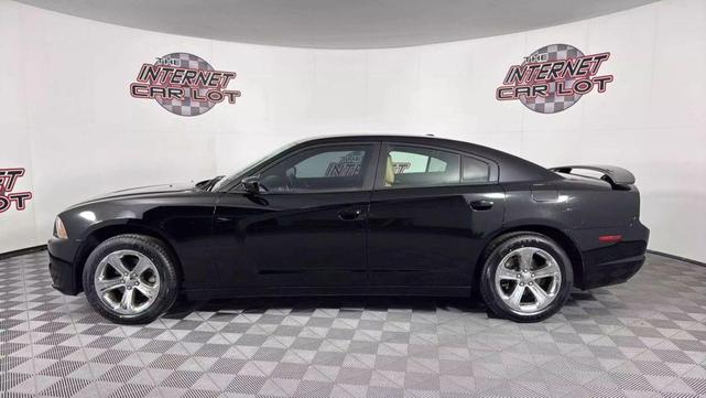 Photo of 2014 Black Dodge Charger