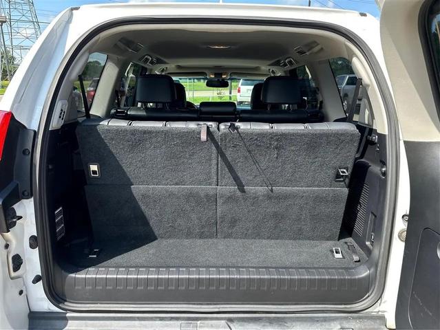 Photo of 2013 WHITE Lexus GX 460
