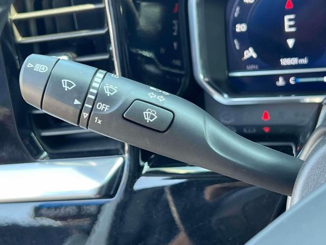 Photo of 2022 Summit White Chevrolet Silverado 1500