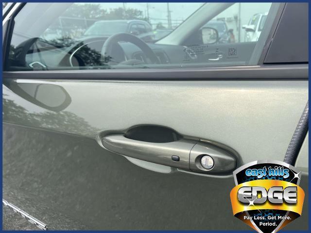 Photo of 2020 Olive Green Pearlcoat Jeep Compass