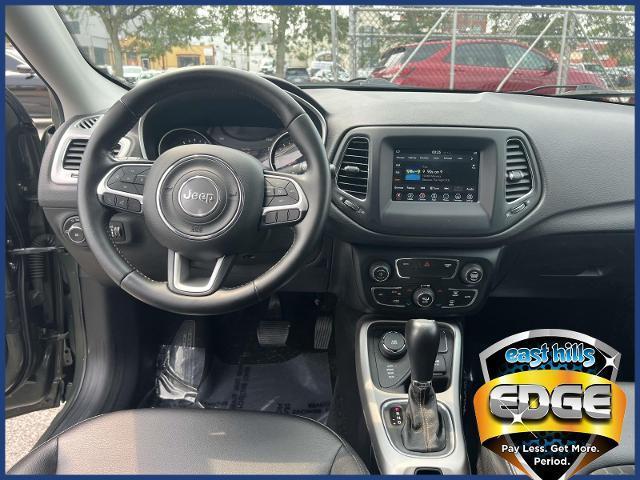 Photo of 2020 Olive Green Pearlcoat Jeep Compass