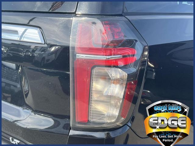 Photo of 2024 Black Chevrolet Suburban