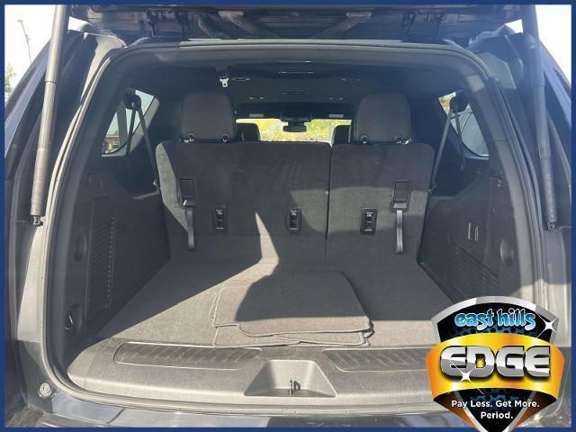 Photo of 2024 Black Chevrolet Suburban