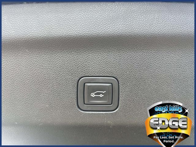 Photo of 2024 Black Chevrolet Suburban
