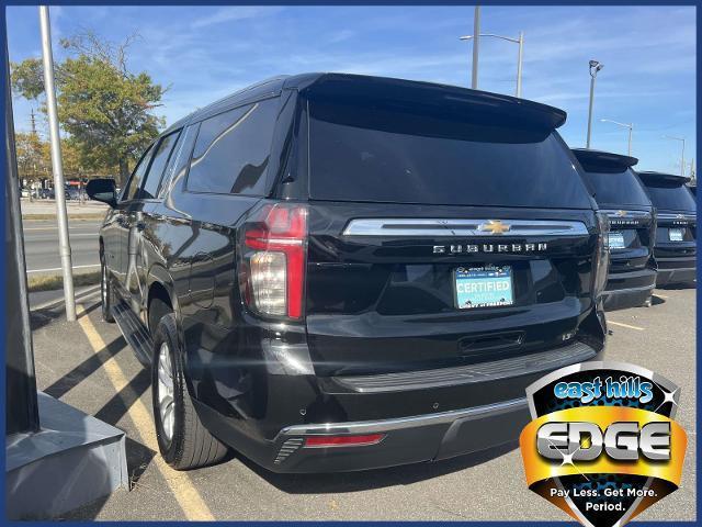 Photo of 2024 Black Chevrolet Suburban
