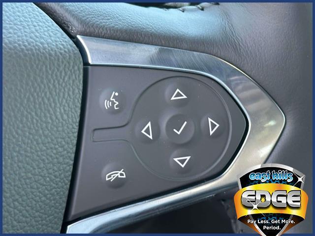 Photo of 2022 Mosaic Black Metallic Chevrolet Traverse