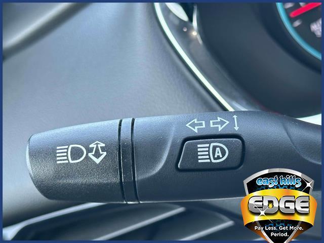 Photo of 2022 Mosaic Black Metallic Chevrolet Traverse