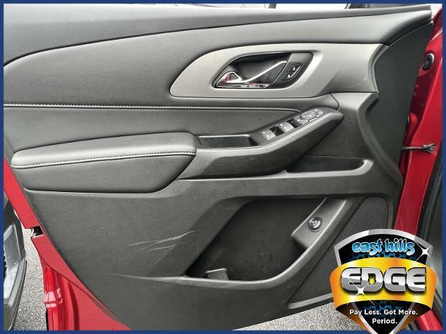Photo of 2023 Radiant Red Chevrolet Traverse