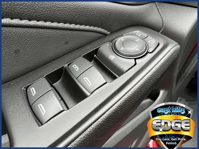 Photo of 2023 Radiant Red Chevrolet Traverse