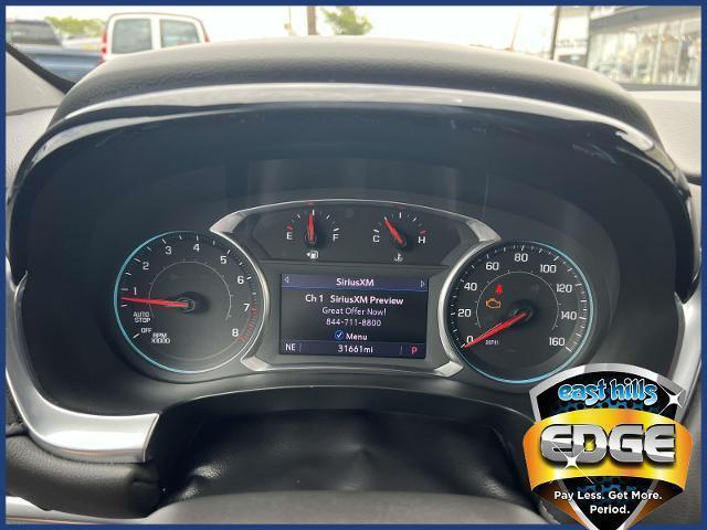 Photo of 2022 Summit White Chevrolet Traverse