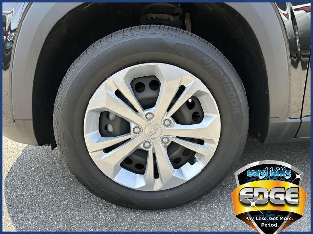 Photo of 2024 Mosaic Black Metallic Chevrolet Trax