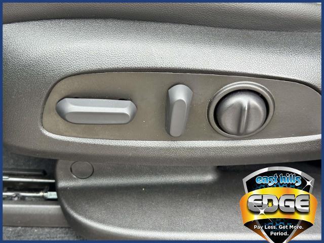 Photo of 2023 Sterling Gray Metallic Chevrolet Traverse