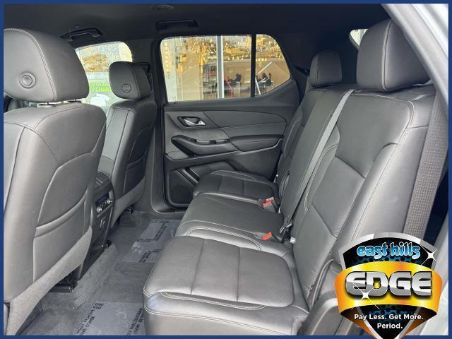 Photo of 2023 Sterling Gray Metallic Chevrolet Traverse